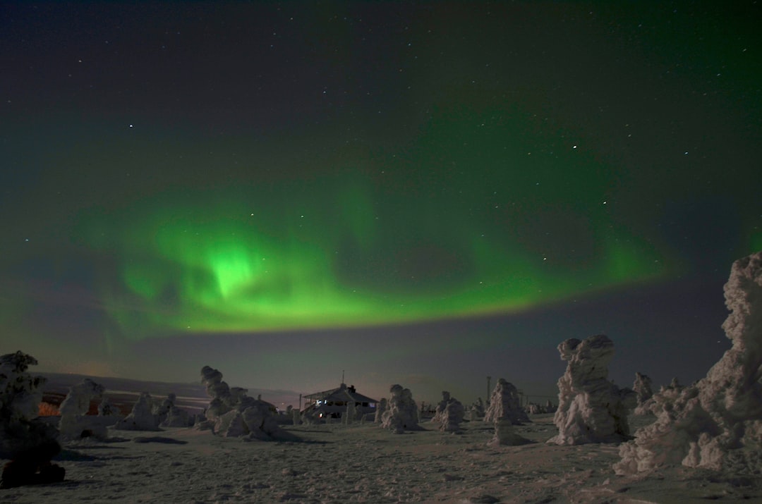 Lappland: Nordlichter, Huskys & Wintermagie