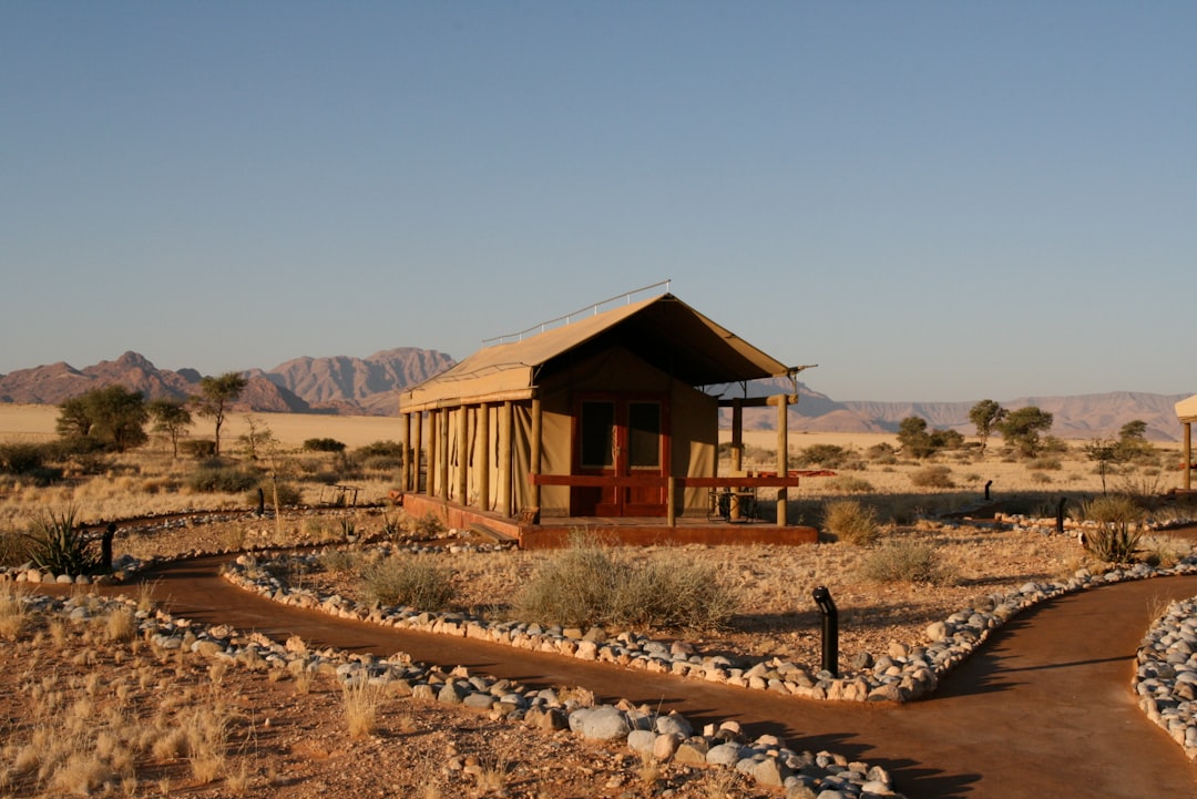 Namibia: D&uuml;nen, W&uuml;ste & wilde Tiere (Luxus)