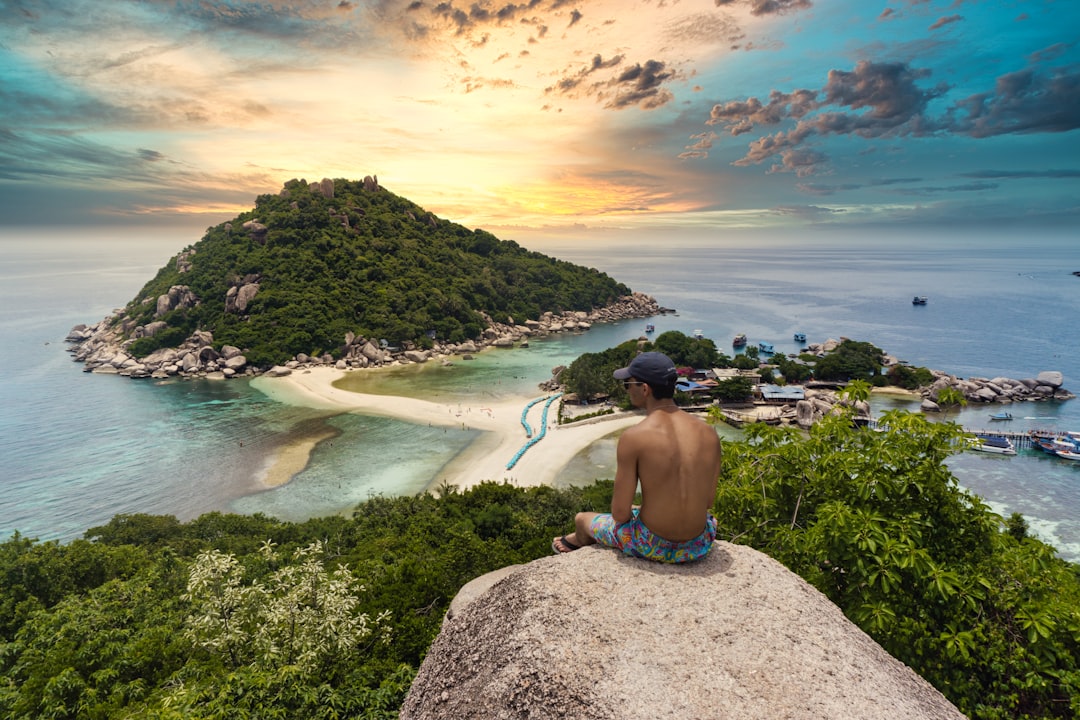 Thailand: Tempel, Traumstr&auml;nde & Dschungel
